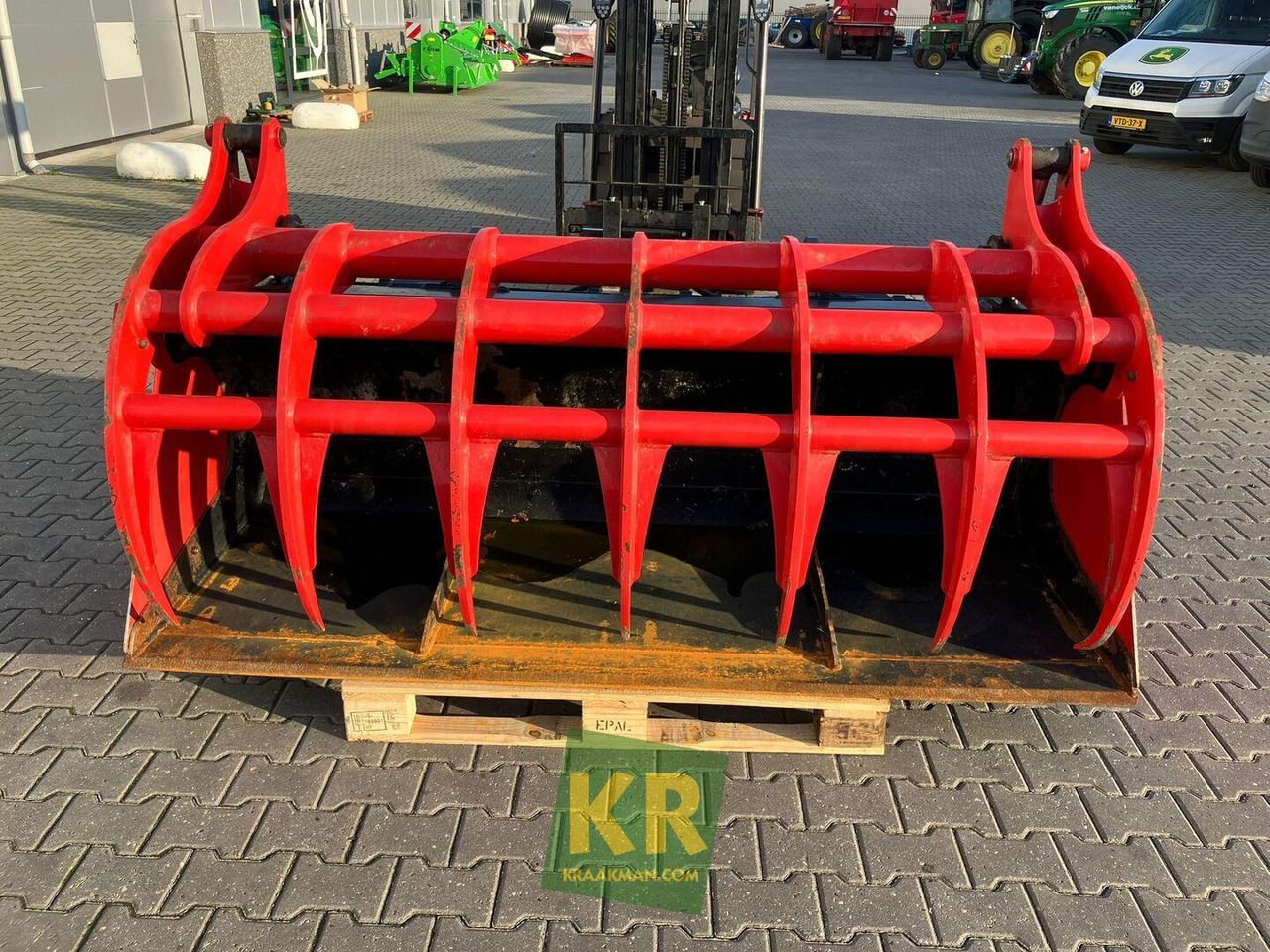 PELIKAANBAK Qmac - Ember loader: gambar 3 PELIKAANBAK Qmac - Ember loader: gambar 3