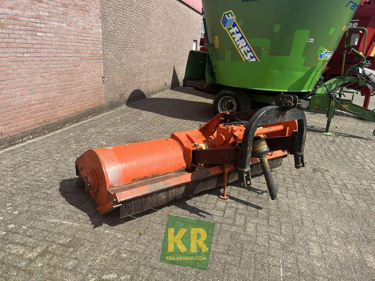 Perfect KG  - Mesin pemotong padang rumput: gambar 2 Perfect KG  - Mesin pemotong padang rumput: gambar 2