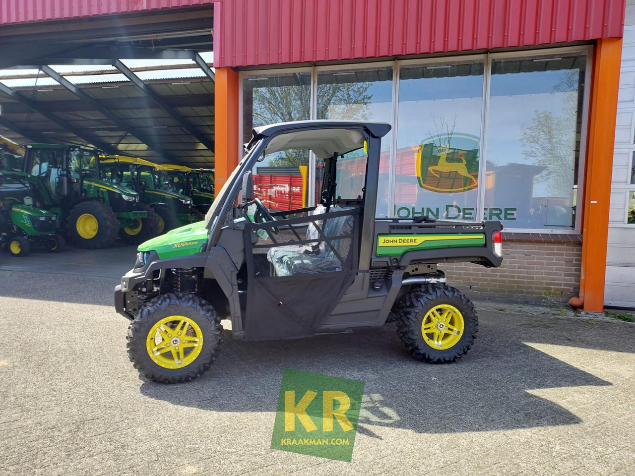 XUV835M John Deere  - ATV: gambar 2 XUV835M John Deere  - ATV: gambar 2