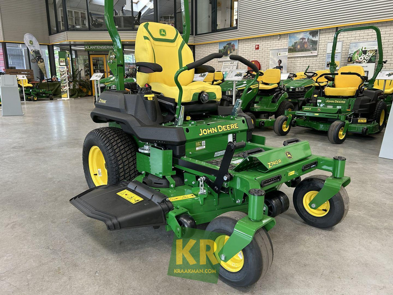 Z740R John Deere - Mesin pemotong rumput: gambar 1 Z740R John Deere - Mesin pemotong rumput: gambar 1