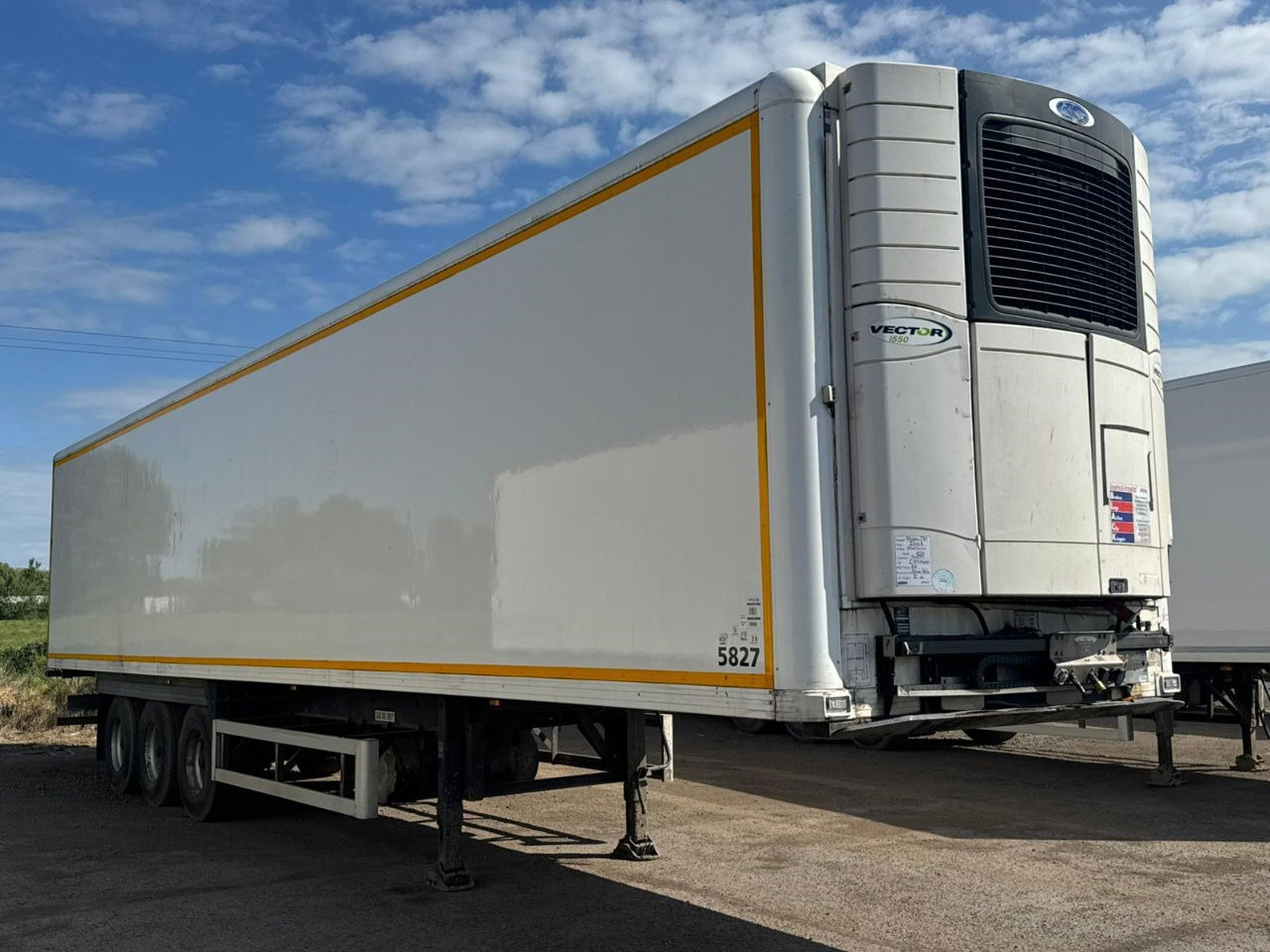 Gray and Adams 2015 Vector 1550 - Semi-trailer berpendingin: gambar 1 Gray and Adams 2015 Vector 1550 - Semi-trailer berpendingin: gambar 1