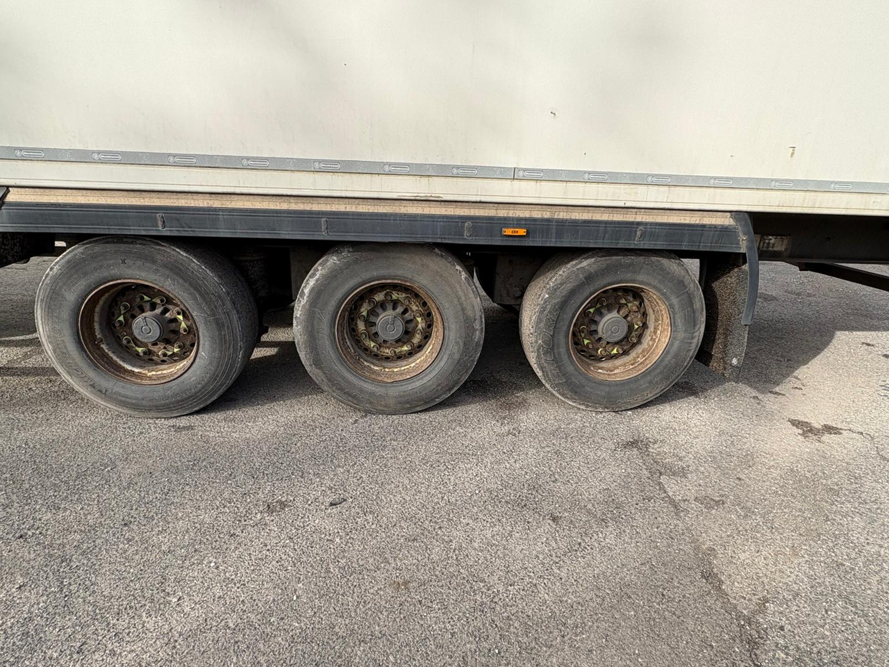 Montracon 2015 SLXe 200 – CML371 - Semi-trailer berpendingin: gambar 3 Montracon 2015 SLXe 200 – CML371 - Semi-trailer berpendingin: gambar 3