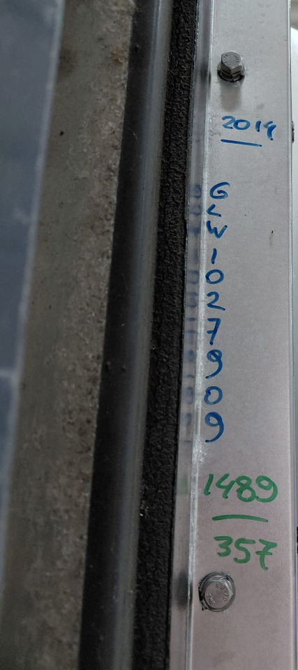 Thermo King SLX300e S/N : GLW1027909 - Unit kulkas: gambar 3 Thermo King SLX300e S/N : GLW1027909 - Unit kulkas: gambar 3
