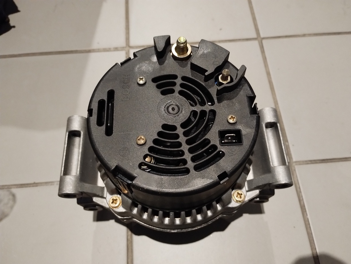 Alternator Mercedes 0111540602 0123320065 90A BOSCH SPRINTER 901 902 903 904 C KLASA - Alternator untuk Bus: gambar 2 Alternator Mercedes 0111540602 0123320065 90A BOSCH SPRINTER 901 902 903 904 C KLASA - Alternator untuk Bus: gambar 2