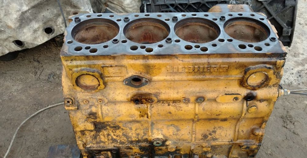 Blok Silnika LIEBHERR D904 D 904 NA 904 T CZĘŚCI WAŁ KORBOWY GŁOWICA TŁOK - Blok silinder untuk Peralatan konstruksi: gambar 4 Blok Silnika LIEBHERR D904 D 904 NA 904 T CZĘŚCI WAŁ KORBOWY GŁOWICA TŁOK - Blok silinder untuk Peralatan konstruksi: gambar 4