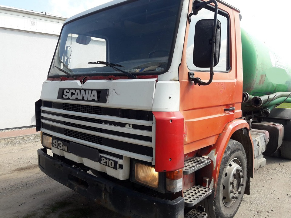 SCANIA 93 210 - Truk sasis: gambar 1 SCANIA 93 210 - Truk sasis: gambar 1