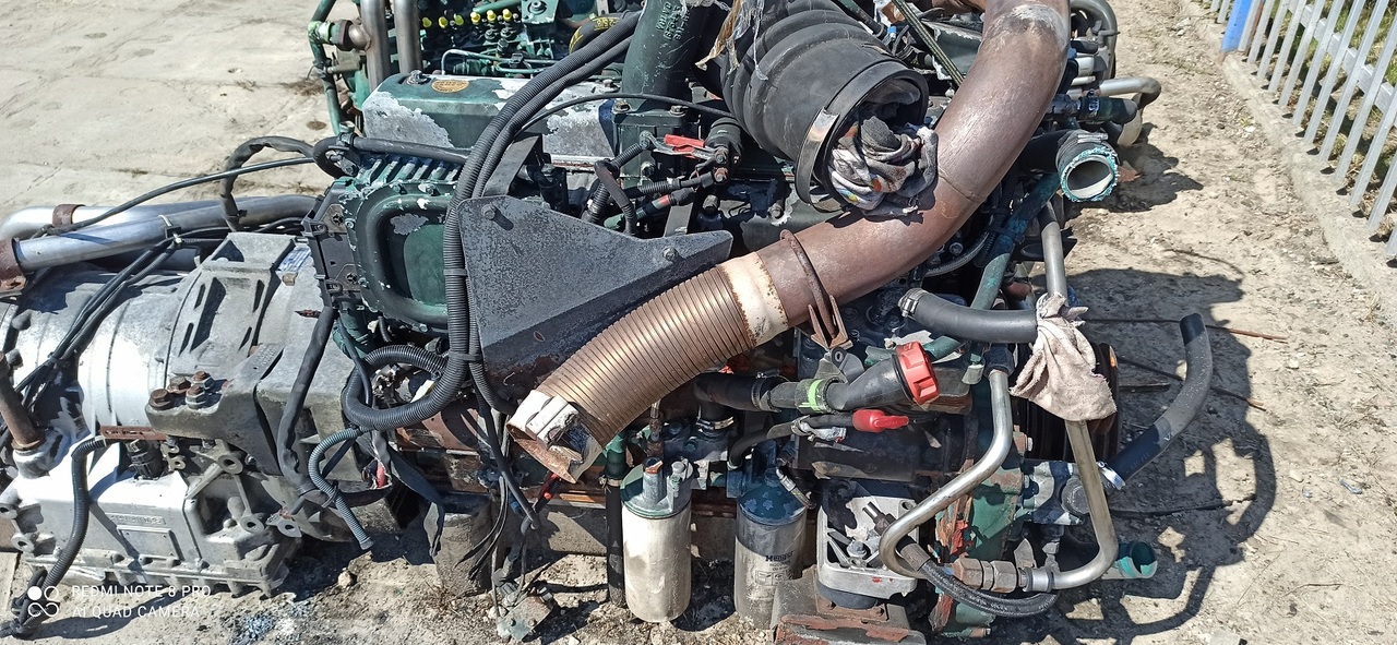 VOLVO FL7 D7 310 D7C310 - Suku Cadang Mesin untuk Truk: gambar 2 VOLVO FL7 D7 310 D7C310 - Suku Cadang Mesin untuk Truk: gambar 2