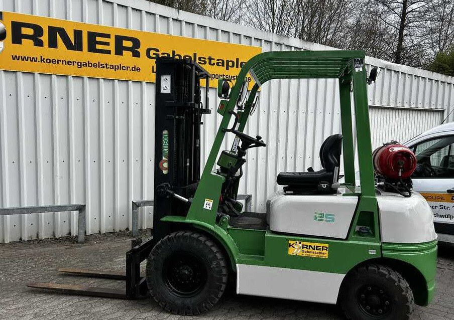 Artison FG25.48 - Forklift LPG: gambar 1 Artison FG25.48 - Forklift LPG: gambar 1