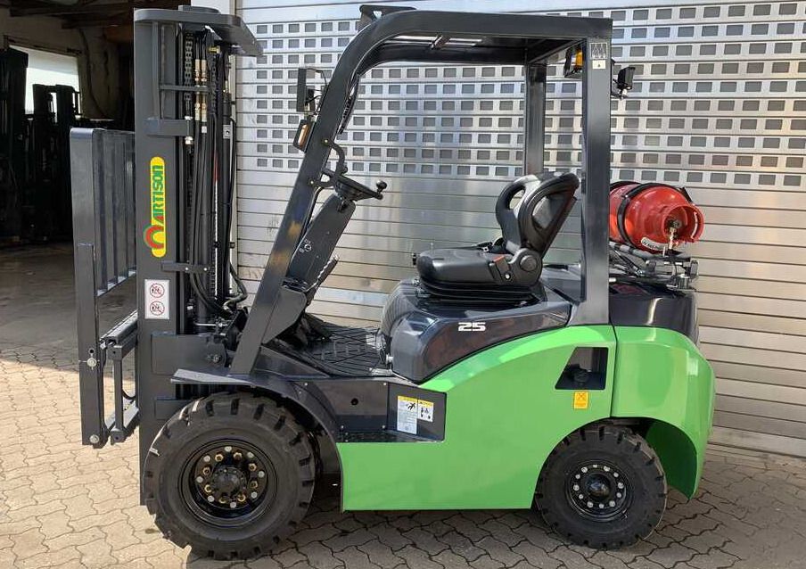 Artison PFG25.48-II, Neu - Forklift LPG: gambar 1 Artison PFG25.48-II, Neu - Forklift LPG: gambar 1