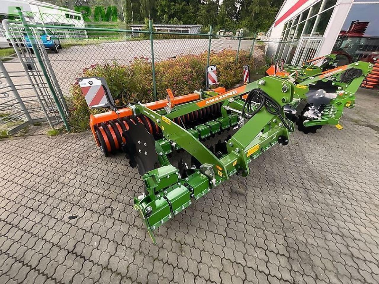 Amazone catros+ 3003 - Garu cakram: gambar 1 Amazone catros+ 3003 - Garu cakram: gambar 1