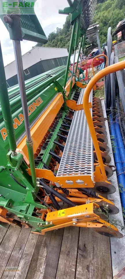 Amazone ke 403 + ad 403 - Menggabungkan bor benih: gambar 4 Amazone ke 403 + ad 403 - Menggabungkan bor benih: gambar 4