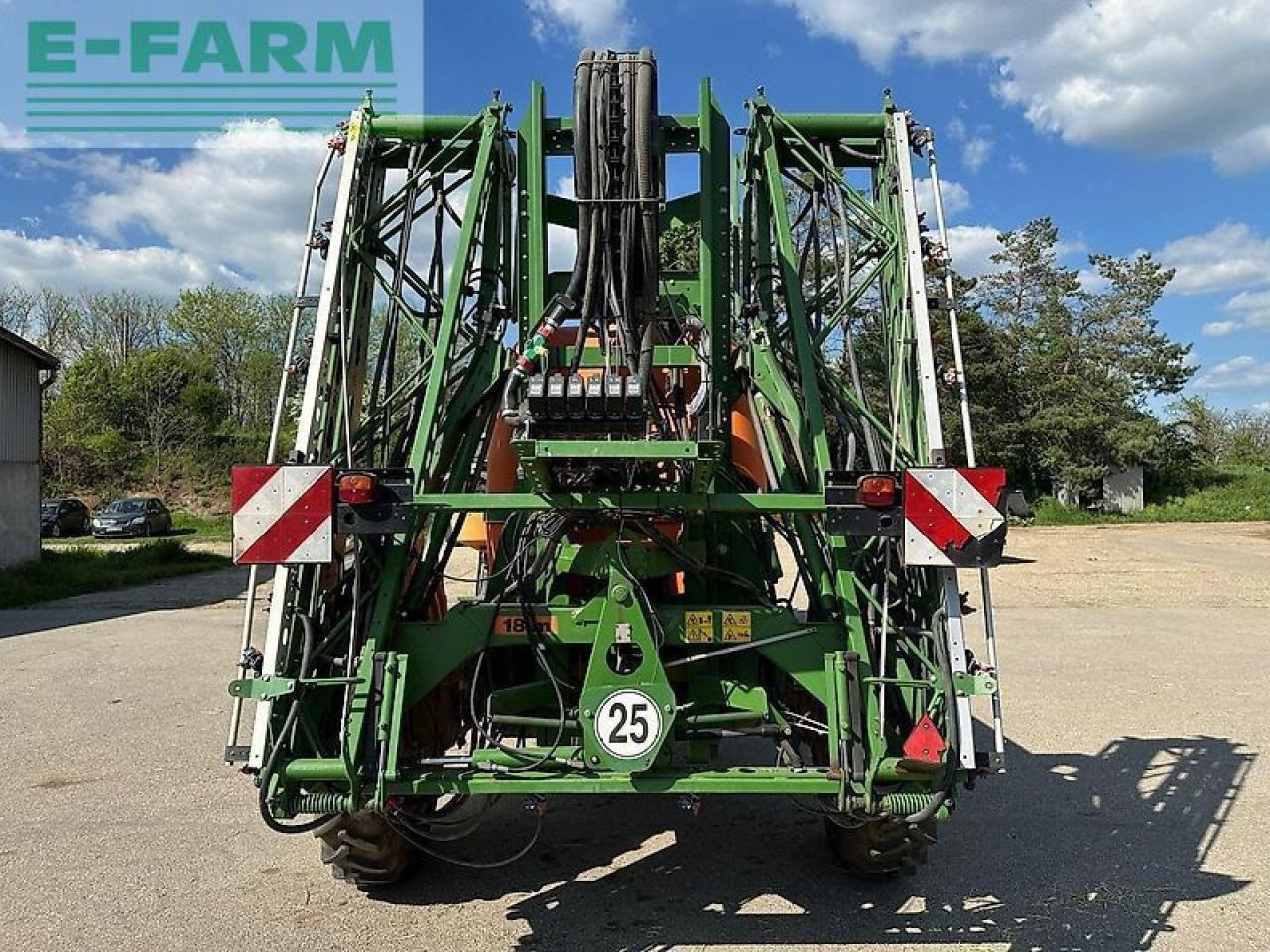 Amazone ug 3000/18 nova - Penyemprot tertinggal: gambar 4 Amazone ug 3000/18 nova - Penyemprot tertinggal: gambar 4