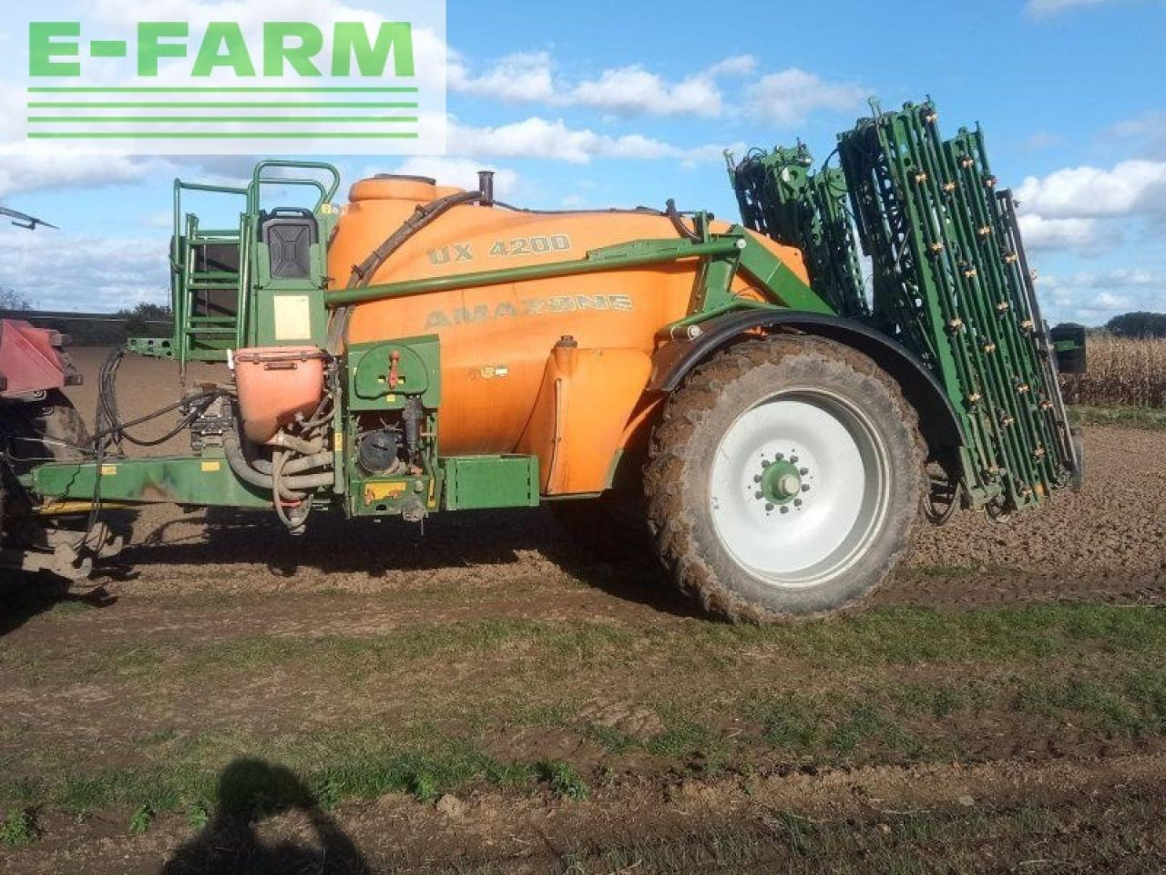Amazone ux 4200 - Penyemprot tertinggal: gambar 2 Amazone ux 4200 - Penyemprot tertinggal: gambar 2