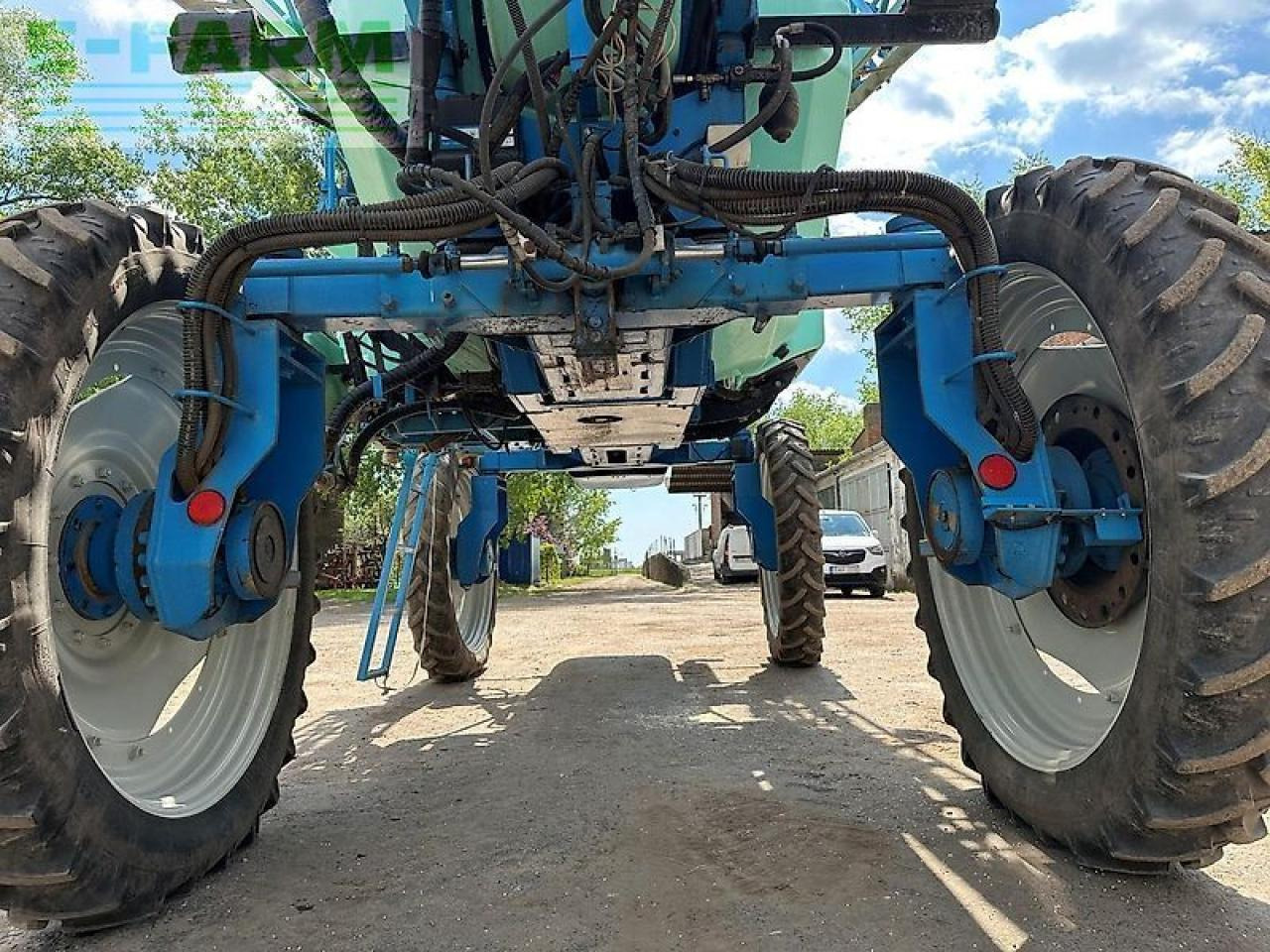 Penyemprot tertinggal Berthoud boxer 3000r: gambar 25 Penyemprot tertinggal Berthoud boxer 3000r: gambar 25