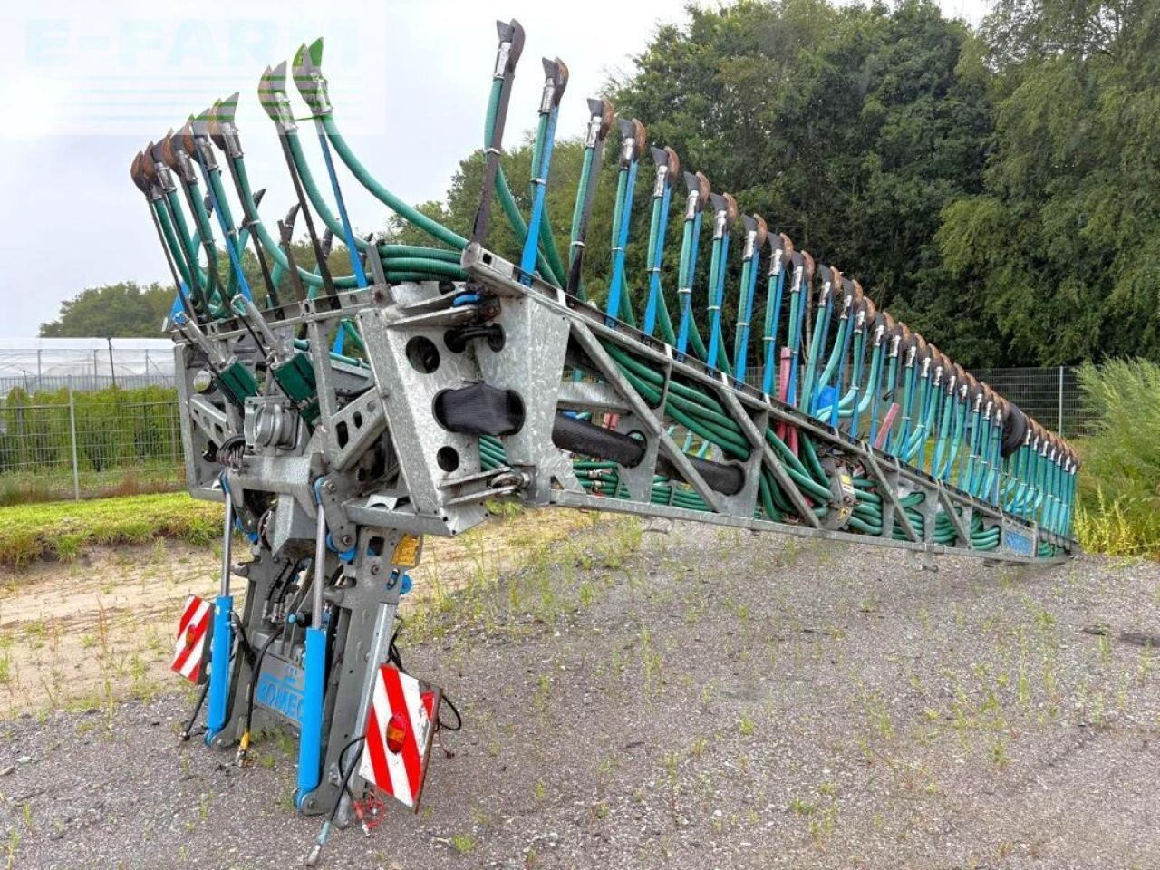 Bomech multi 18, gülle schleppschuhverteiler - Sistem irigasi: gambar 1 Bomech multi 18, gülle schleppschuhverteiler - Sistem irigasi: gambar 1