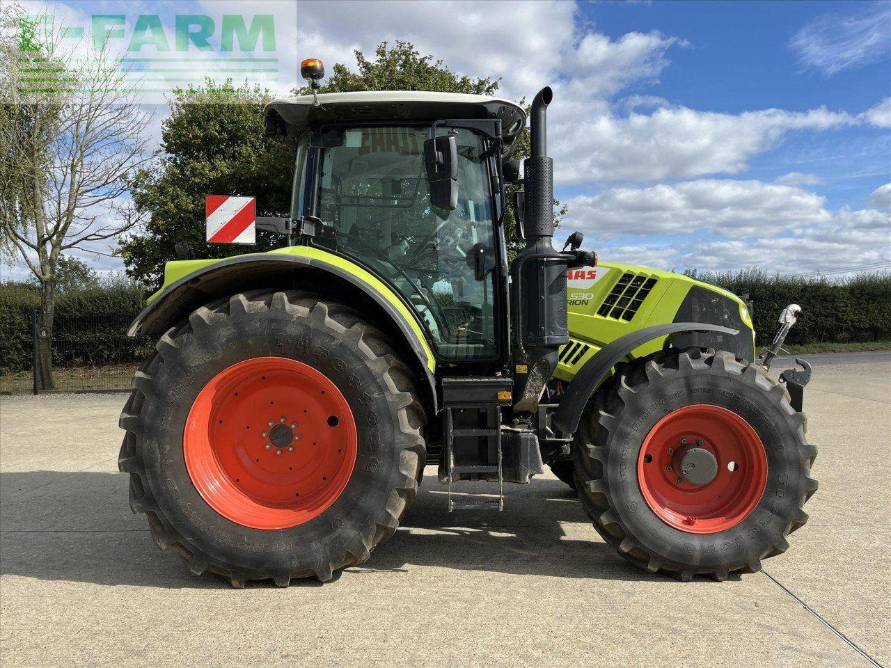 CLAAS ARION 530 - Traktor: gambar 4 CLAAS ARION 530 - Traktor: gambar 4