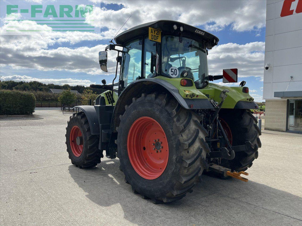 Traktor CLAAS ARION 530: gambar 8