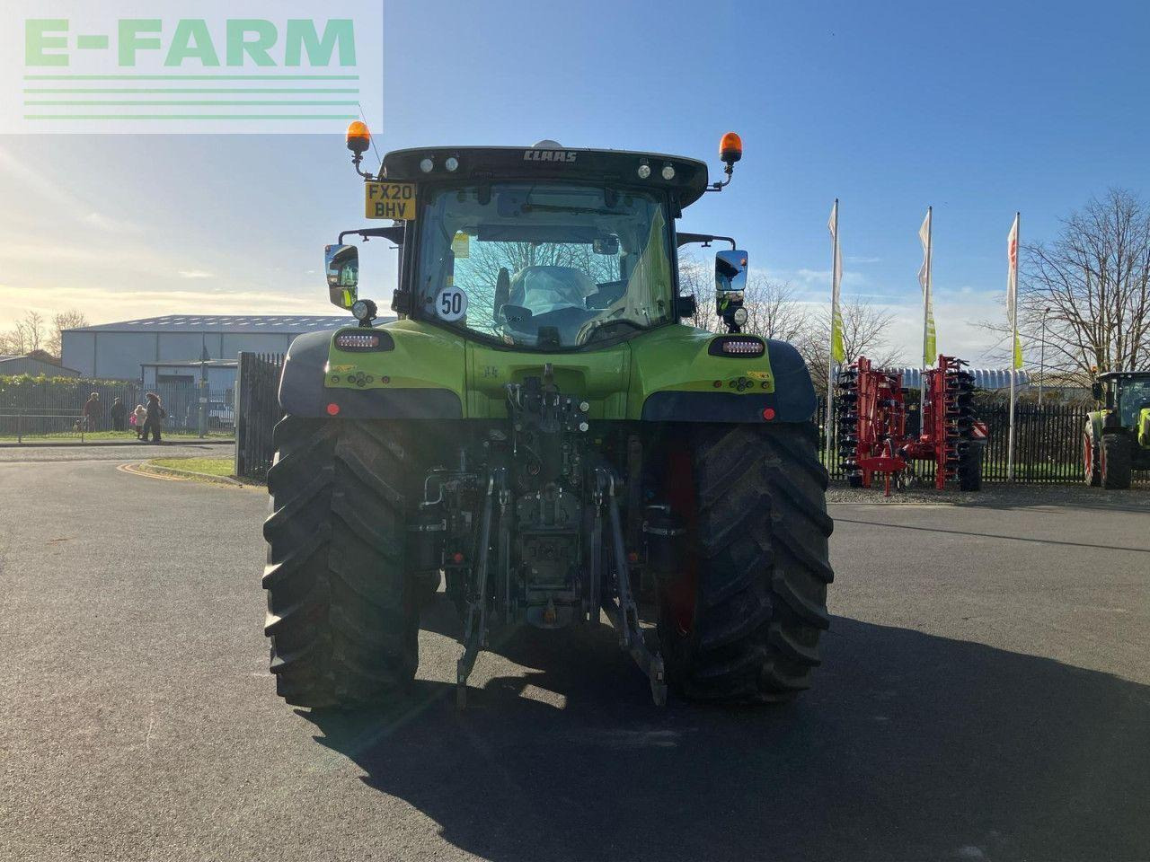 CLAAS ARION 660 CMATIC CEBIS CMATIC CEBIS - Traktor: gambar 4 CLAAS ARION 660 CMATIC CEBIS CMATIC CEBIS - Traktor: gambar 4
