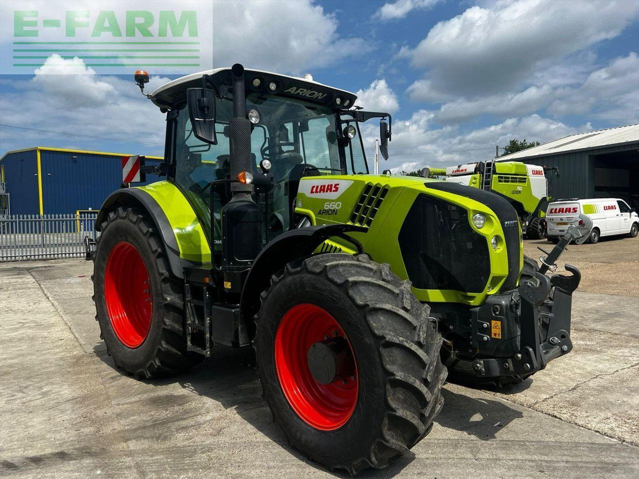 CLAAS ARION 660 CMATIC CIS+ CMATIC CIS+ - Traktor: gambar 3 CLAAS ARION 660 CMATIC CIS+ CMATIC CIS+ - Traktor: gambar 3