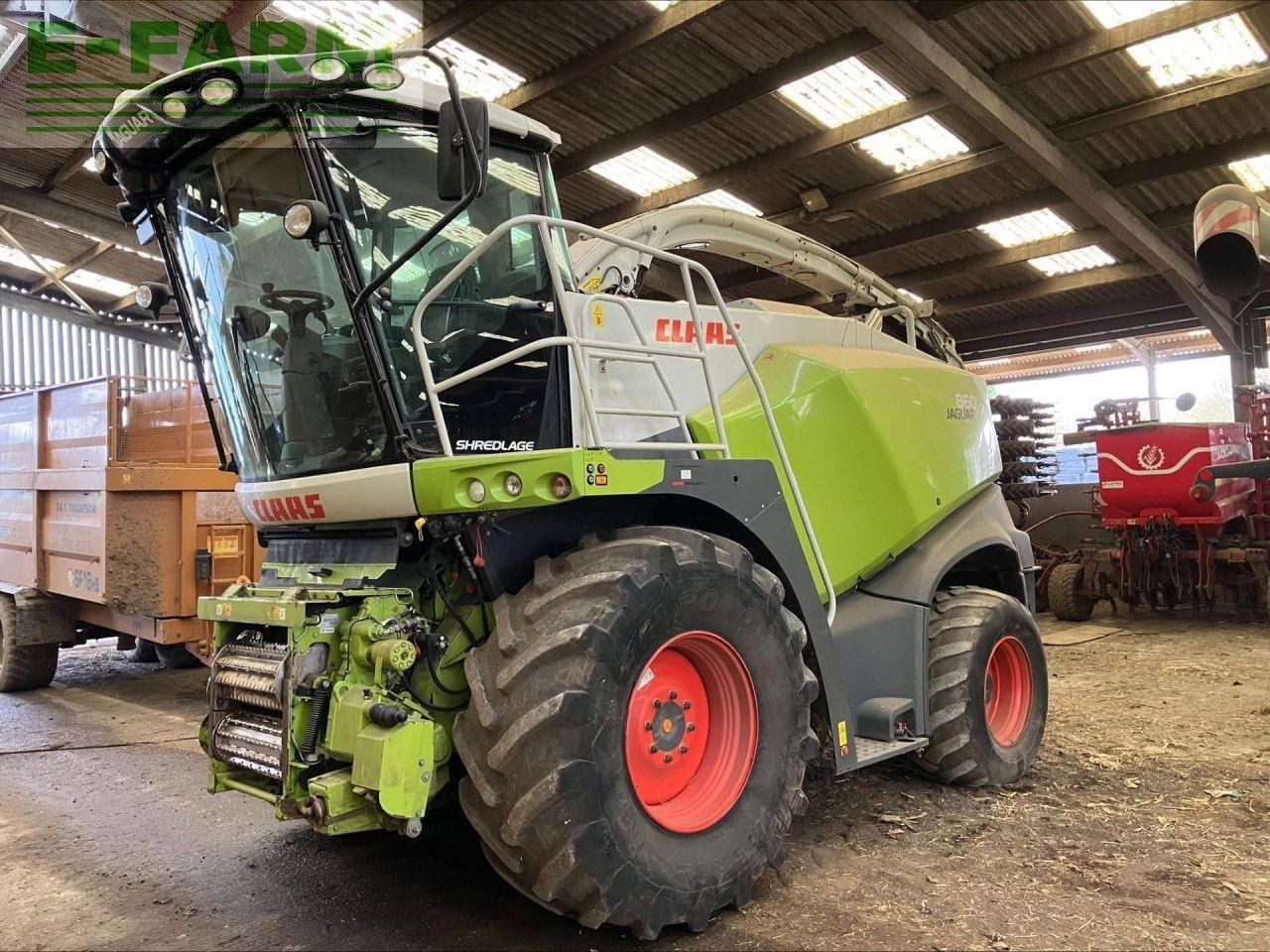 CLAAS JAGUAR 860 4WD - Pemanen hijauan: gambar 2 CLAAS JAGUAR 860 4WD - Pemanen hijauan: gambar 2