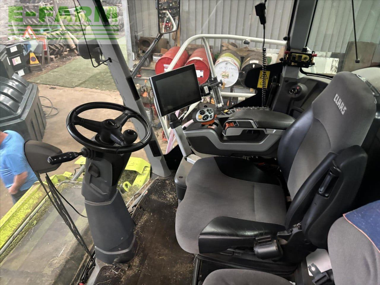 CLAAS JAGUAR 870 4WD - Pemanen hijauan: gambar 2 CLAAS JAGUAR 870 4WD - Pemanen hijauan: gambar 2