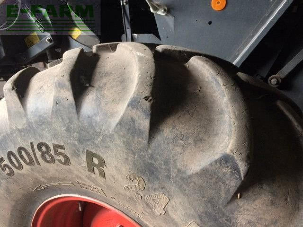 CLAAS LEXION 570 TT - Pemanen gabungan: gambar 4 CLAAS LEXION 570 TT - Pemanen gabungan: gambar 4