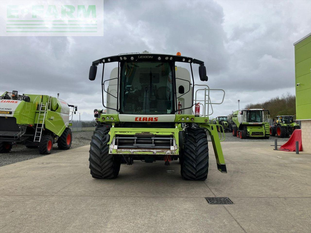 CLAAS LEXION 650 - Pemanen gabungan: gambar 2 CLAAS LEXION 650 - Pemanen gabungan: gambar 2