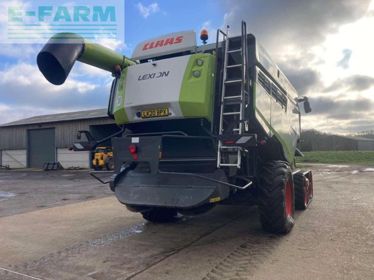 Pemanen gabungan CLAAS LEXION 8700 TT: gambar 9