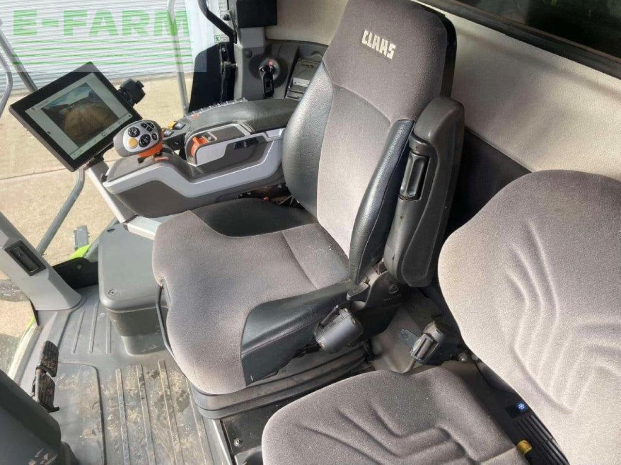 Pemanen gabungan CLAAS LEXION 8700 TT: gambar 7