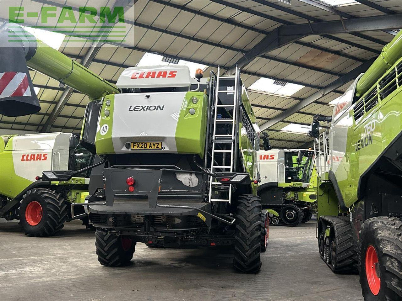 CLAAS LEXION 8800 TT - Pemanen gabungan: gambar 4 CLAAS LEXION 8800 TT - Pemanen gabungan: gambar 4