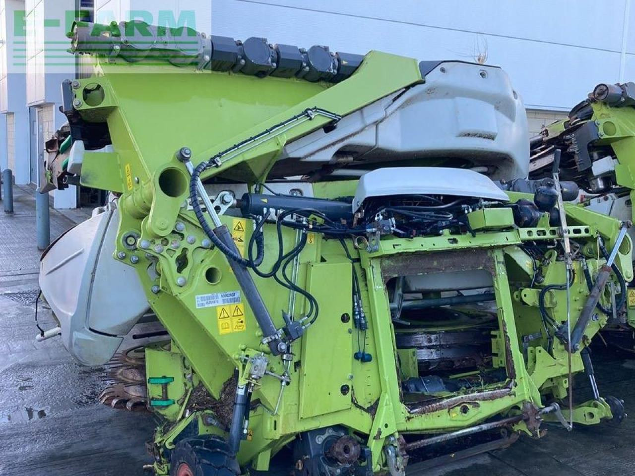 CLAAS ORBIS 900 MAIZE HEAD - Pemanen hijauan: gambar 1 CLAAS ORBIS 900 MAIZE HEAD - Pemanen hijauan: gambar 1