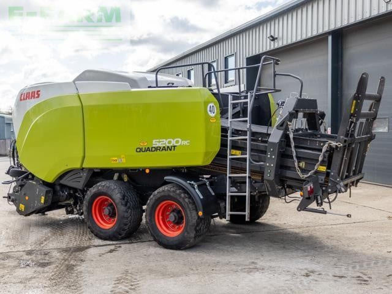 Baler persegi CLAAS QUADRANT 5200 RC: gambar 6