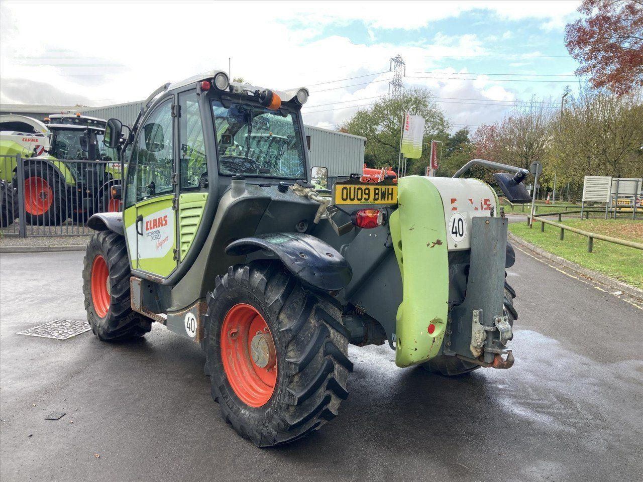 CLAAS SCORPION 7030 - Telehandler: gambar 3 CLAAS SCORPION 7030 - Telehandler: gambar 3