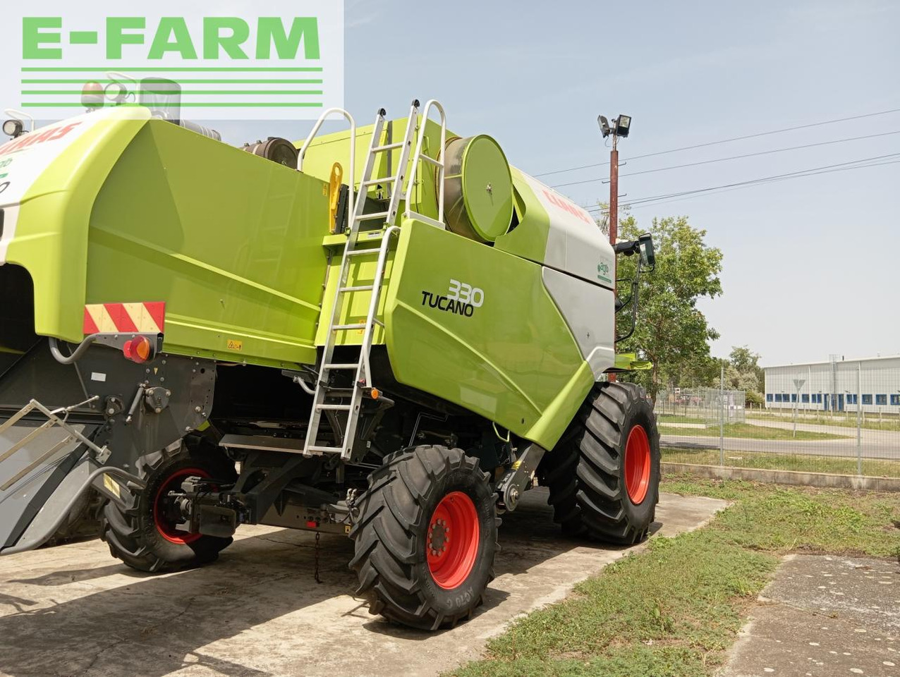 CLAAS Tucano 330 - Pemanen gabungan: gambar 2 CLAAS Tucano 330 - Pemanen gabungan: gambar 2