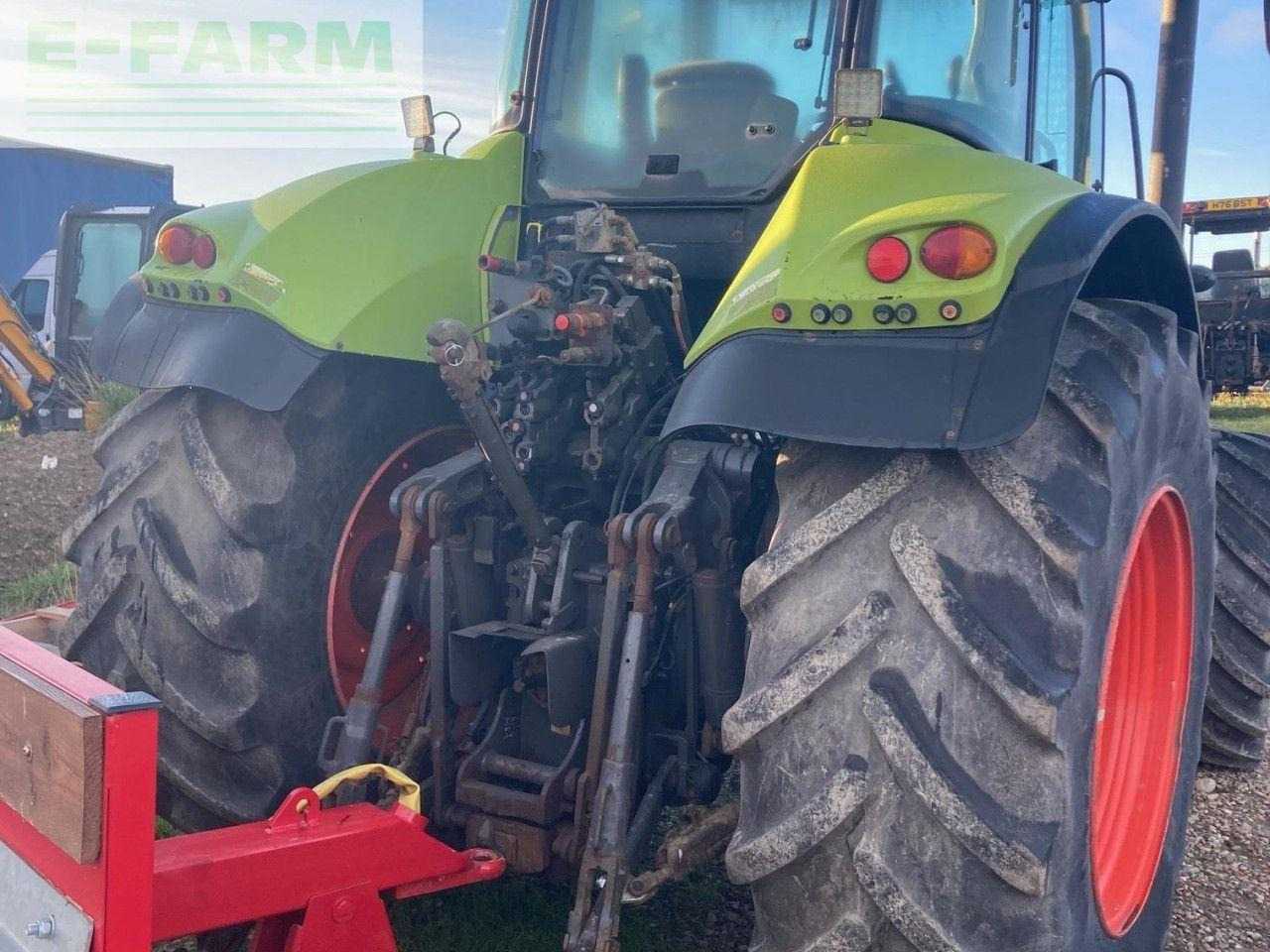 CLAAS USED AXION 810 - Traktor: gambar 5 CLAAS USED AXION 810 - Traktor: gambar 5