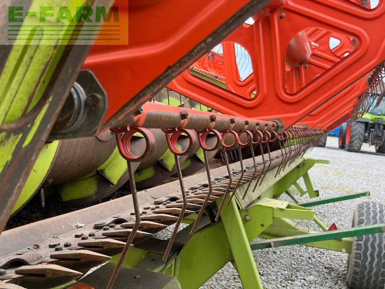 CLAAS V660 - Pemanen gabungan: gambar 1 CLAAS V660 - Pemanen gabungan: gambar 1