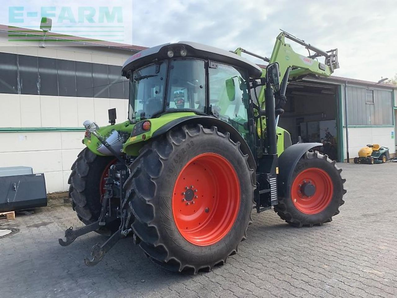 CLAAS arion 420 - Traktor: gambar 5 CLAAS arion 420 - Traktor: gambar 5