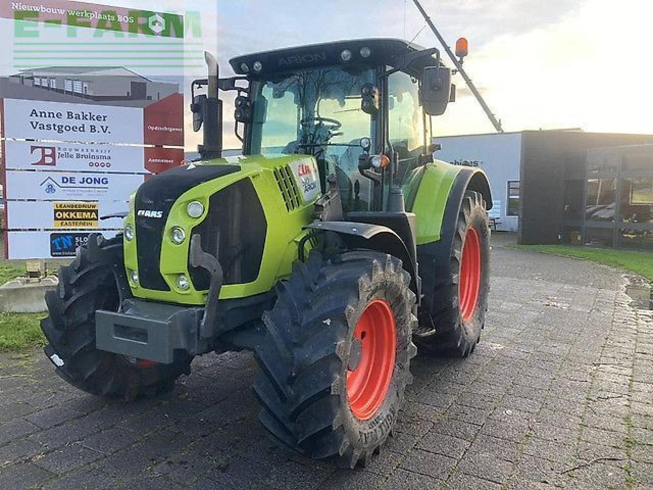 CLAAS arion 510 cis + CIS - Traktor: gambar 2 CLAAS arion 510 cis + CIS - Traktor: gambar 2