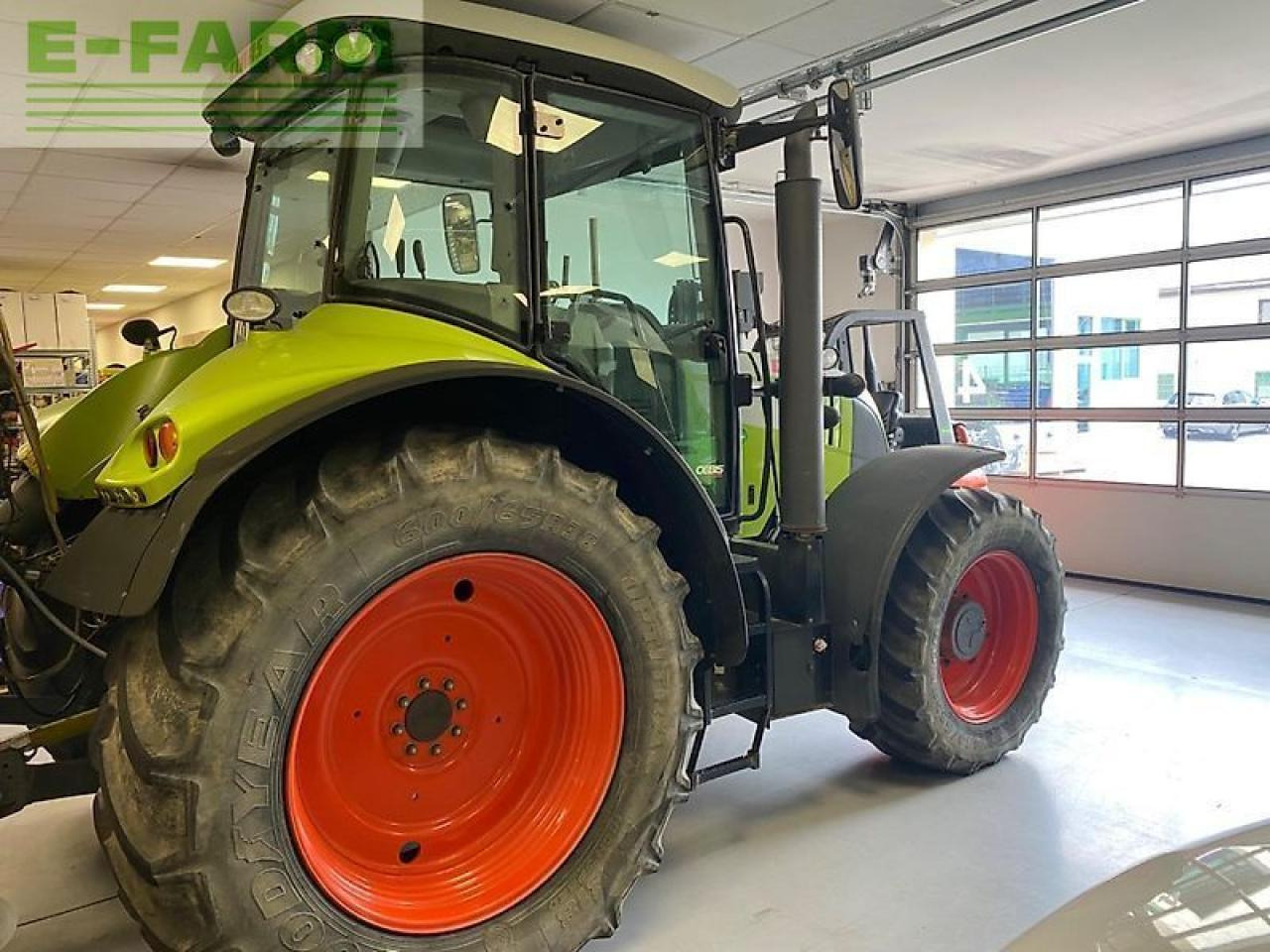 CLAAS arion 530 cebis CEBIS - Traktor: gambar 2 CLAAS arion 530 cebis CEBIS - Traktor: gambar 2