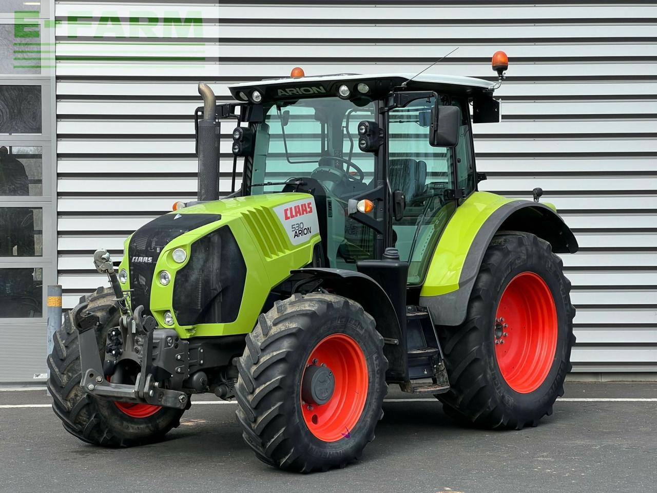 CLAAS arion 530 cis CIS - Traktor: gambar 3 CLAAS arion 530 cis CIS - Traktor: gambar 3