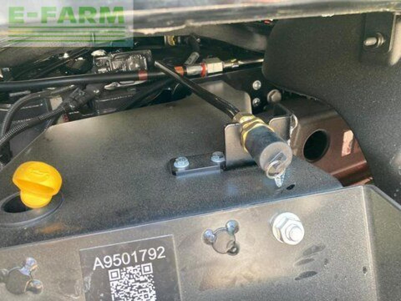 Traktor CLAAS arion 530 cmatic: gambar 12 Traktor CLAAS arion 530 cmatic: gambar 12