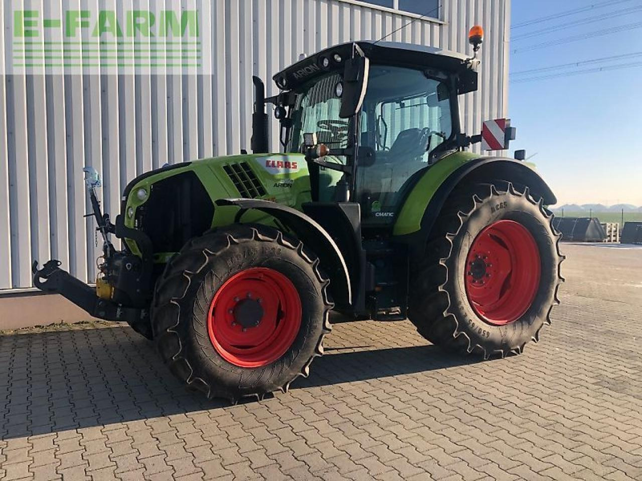 CLAAS arion 550 cm cis+ CIS - Traktor: gambar 3 CLAAS arion 550 cm cis+ CIS - Traktor: gambar 3