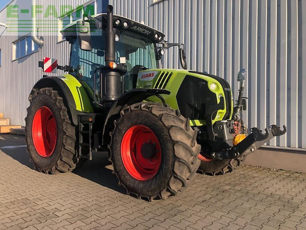 CLAAS arion 550 cm cis+ CIS - Traktor: gambar 1 CLAAS arion 550 cm cis+ CIS - Traktor: gambar 1