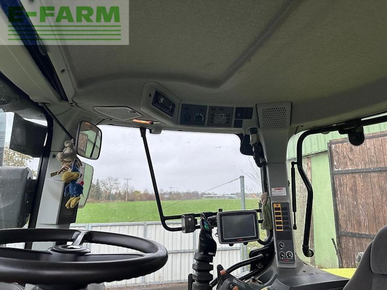 CLAAS arion 620 - Traktor: gambar 4 CLAAS arion 620 - Traktor: gambar 4