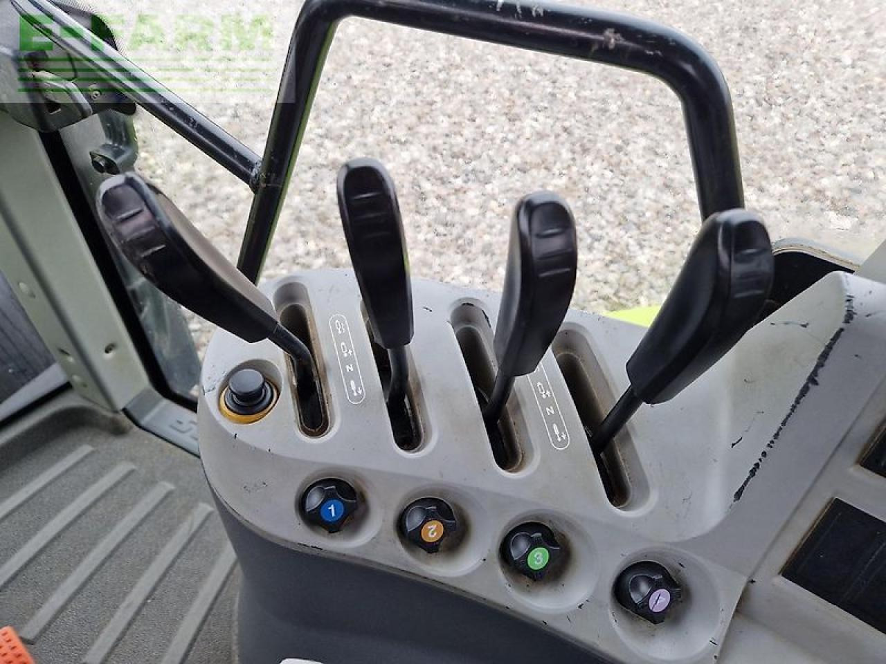 Traktor CLAAS arion 630 cis CIS: gambar 10