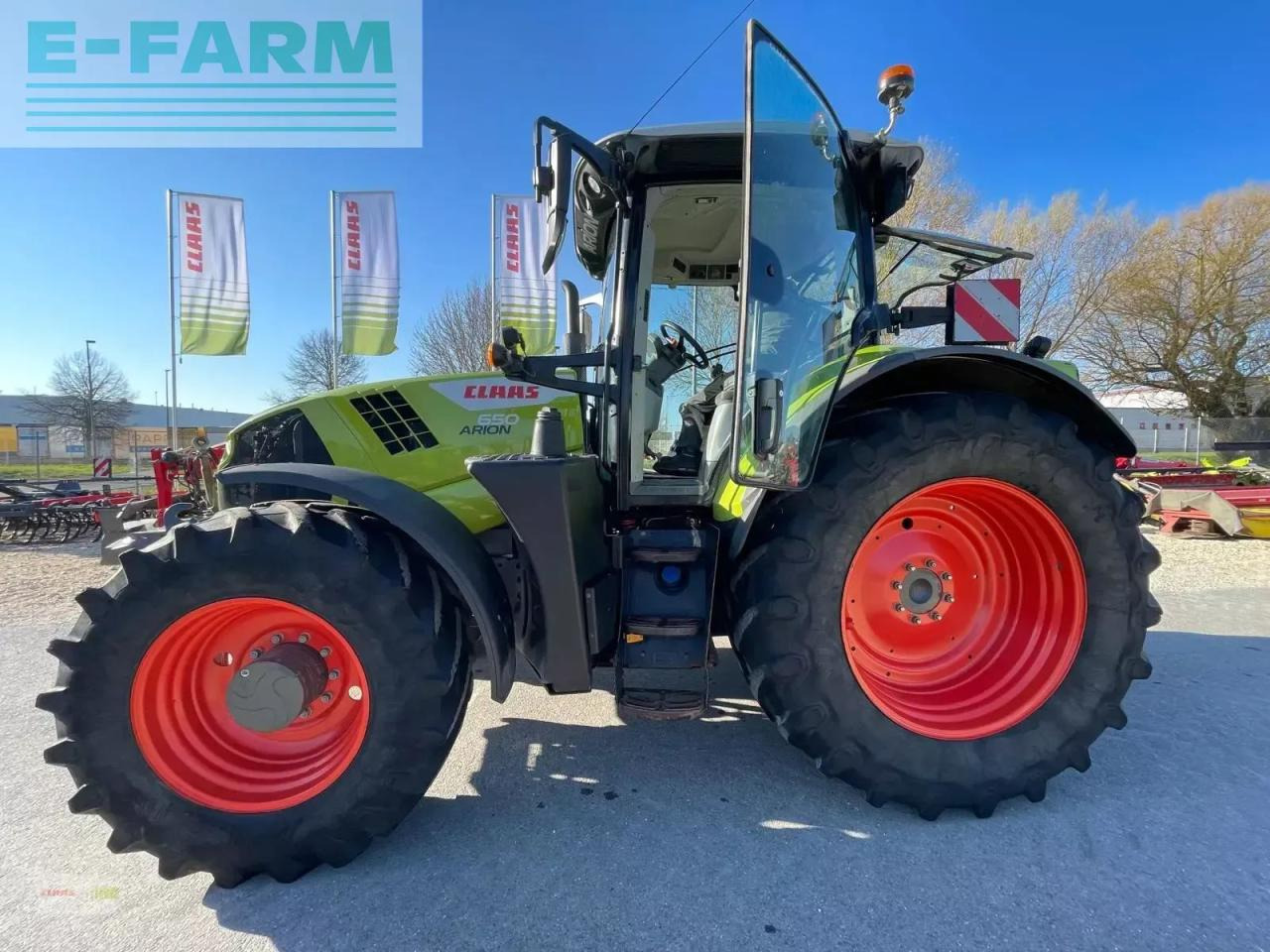 CLAAS arion 650 cis+ CIS+ - Traktor: gambar 4 CLAAS arion 650 cis+ CIS+ - Traktor: gambar 4