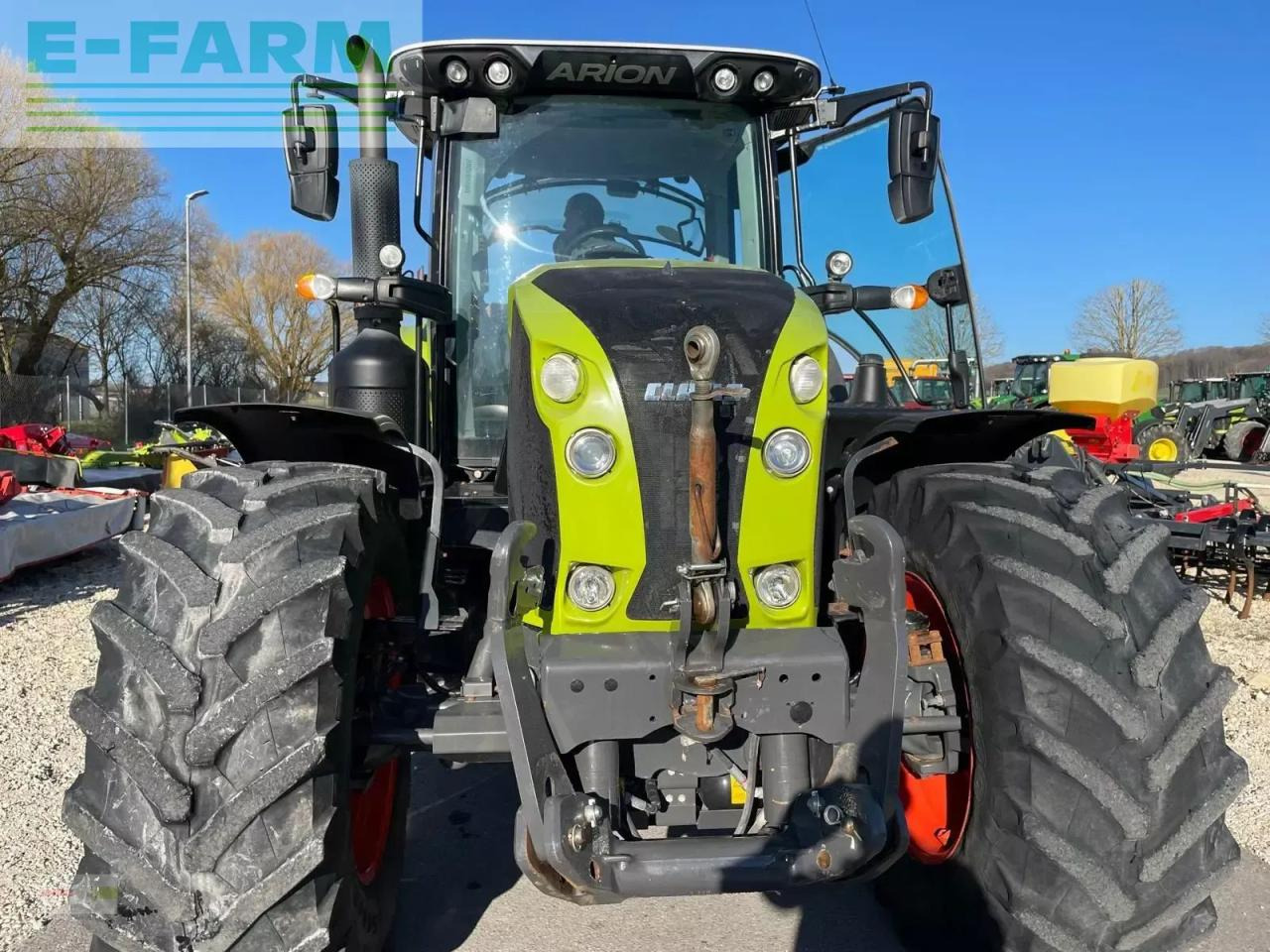 CLAAS arion 650 cis+ CIS+ - Traktor: gambar 1 CLAAS arion 650 cis+ CIS+ - Traktor: gambar 1