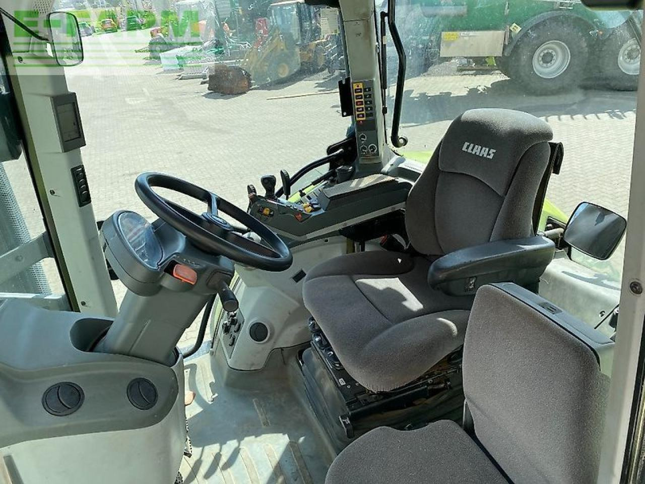CLAAS arion 650 cis CIS - Traktor: gambar 3 CLAAS arion 650 cis CIS - Traktor: gambar 3