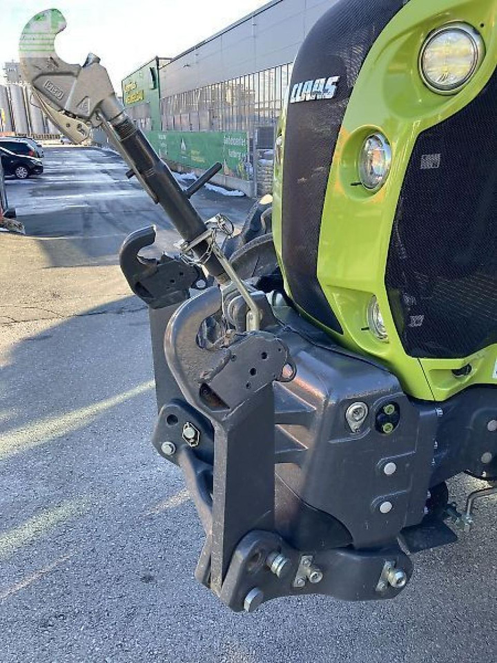 Traktor CLAAS arion 650 cmatic cebis CMATIC CEBIS: gambar 6 Traktor CLAAS arion 650 cmatic cebis CMATIC CEBIS: gambar 6