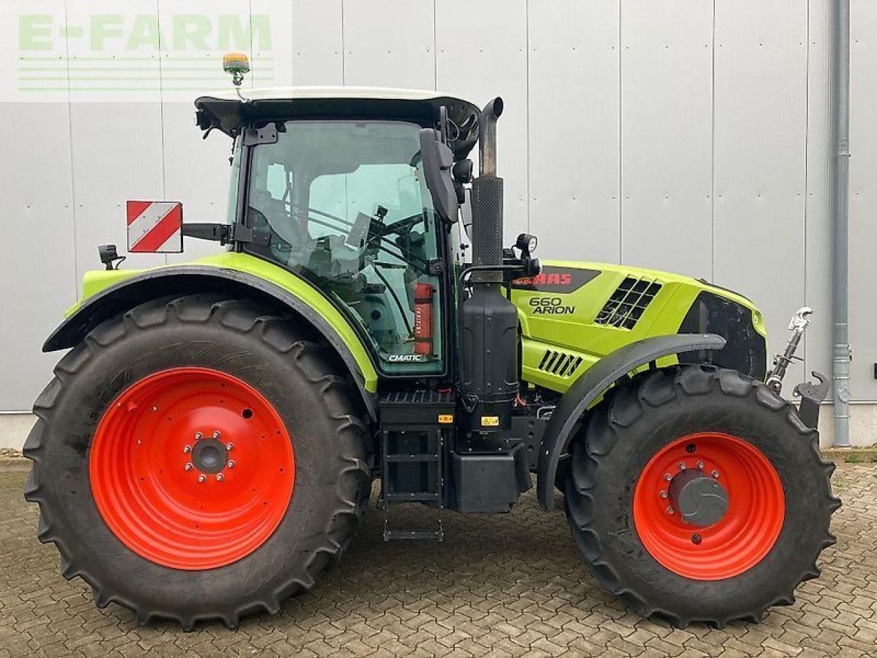 CLAAS arion 660 cmatic - Traktor: gambar 1 CLAAS arion 660 cmatic - Traktor: gambar 1